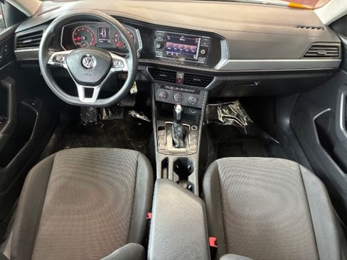 Used 2019 Volkswagen Jetta SE FWD image 16
