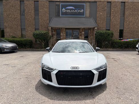 Used 2018 Audi R8 V10 plus AWD/4WD image 2