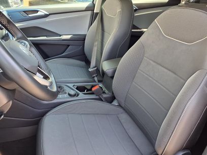 Used 2024 Volkswagen Taos SE