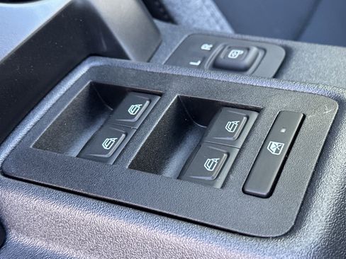 New 2025 Ford Bronco 4-Door w/ Sasquatch Package image 23