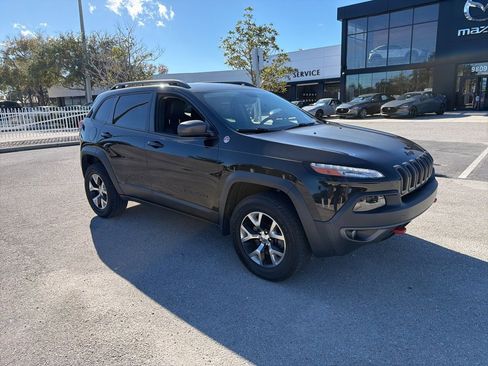 Used 2015 Jeep Cherokee Trailhawk w/ Comfort/Convenience Group image 1