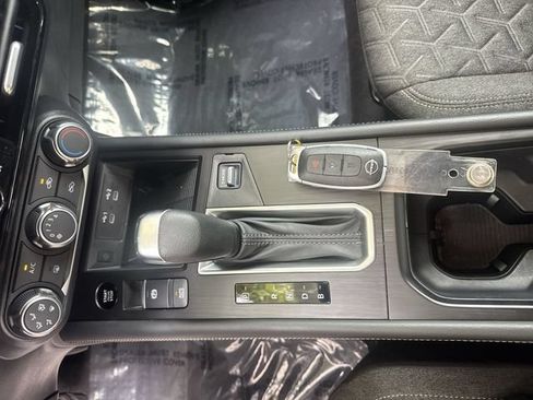 Used 2025 Nissan Kicks SV w/ Charging Package AWD/4WD image 23