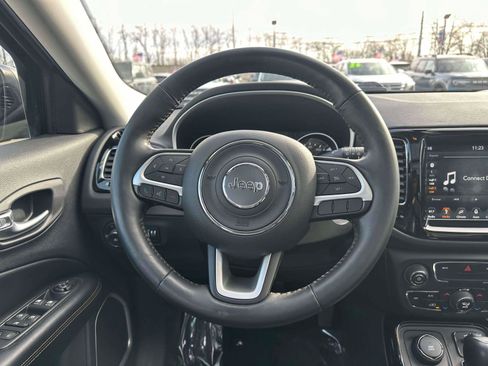 Used 2019 Jeep Compass Limited image 13
