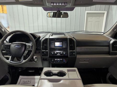 Used 2019 Ford F250 XL w/ Power Equipment Group AWD/4WD image 17
