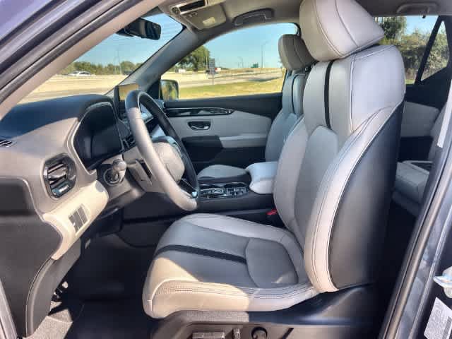 Used 2026 Honda Pilot EX-L image 11