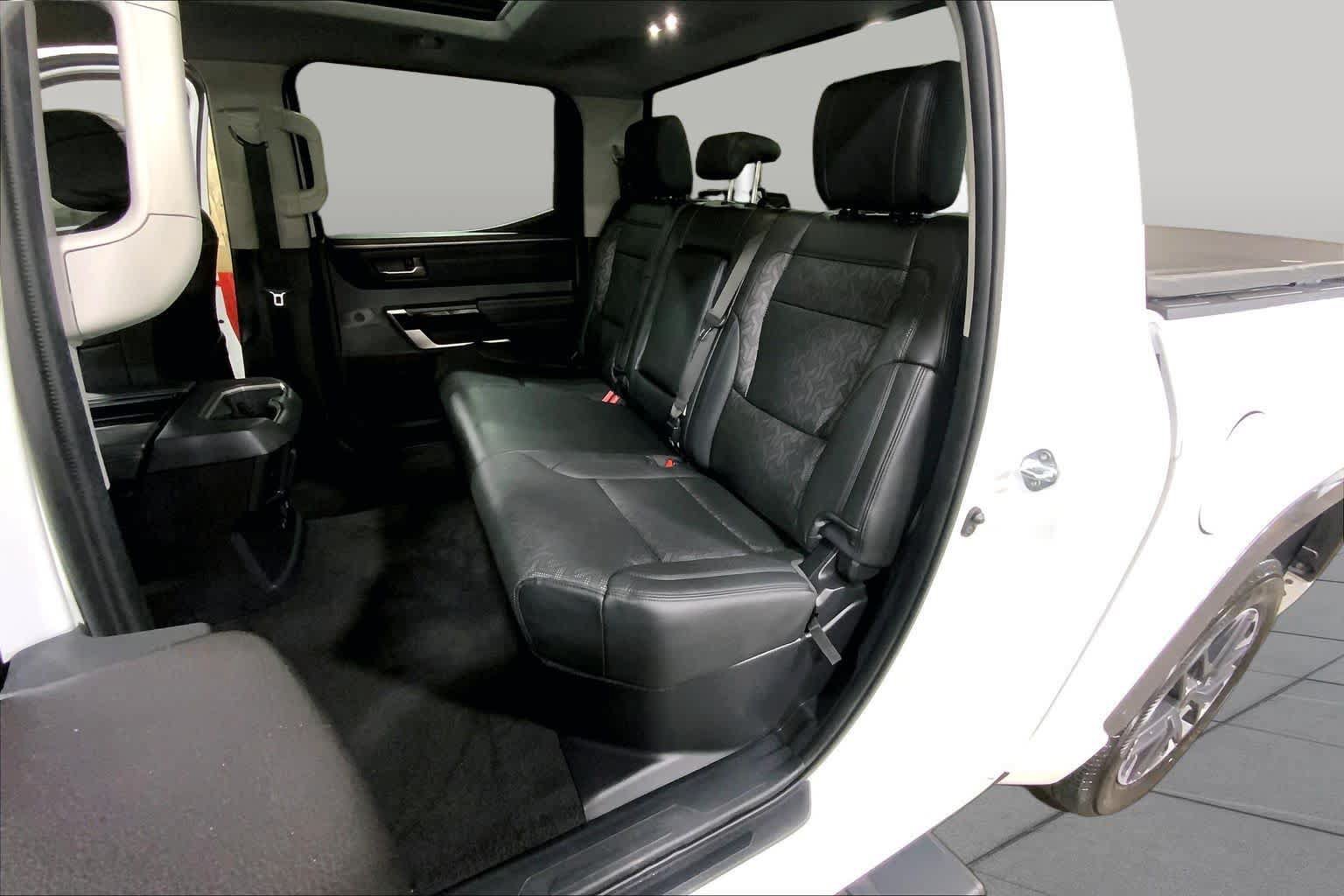 Used 2024 Toyota Tundra Limited AWD/4WD image 21