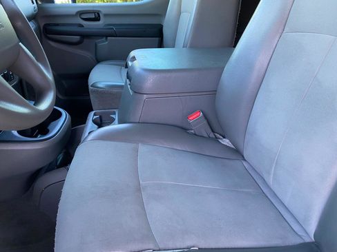 Used 2017 Nissan NV 3500 SV w/ SV Technology Package image 20