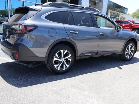Used 2022 Subaru Outback Touring w/ Popular Package #2 AWD/4WD image 9