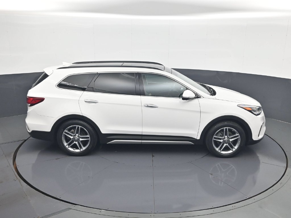 Used 2017 Hyundai Santa Fe Limited FWD image 18