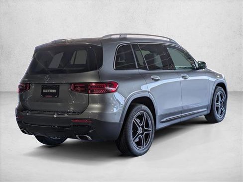 New 2026 Mercedes-Benz GLB 250 image 2