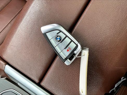 Used 2019 BMW X5 xDrive40i w/ Premium Package 2 image 13