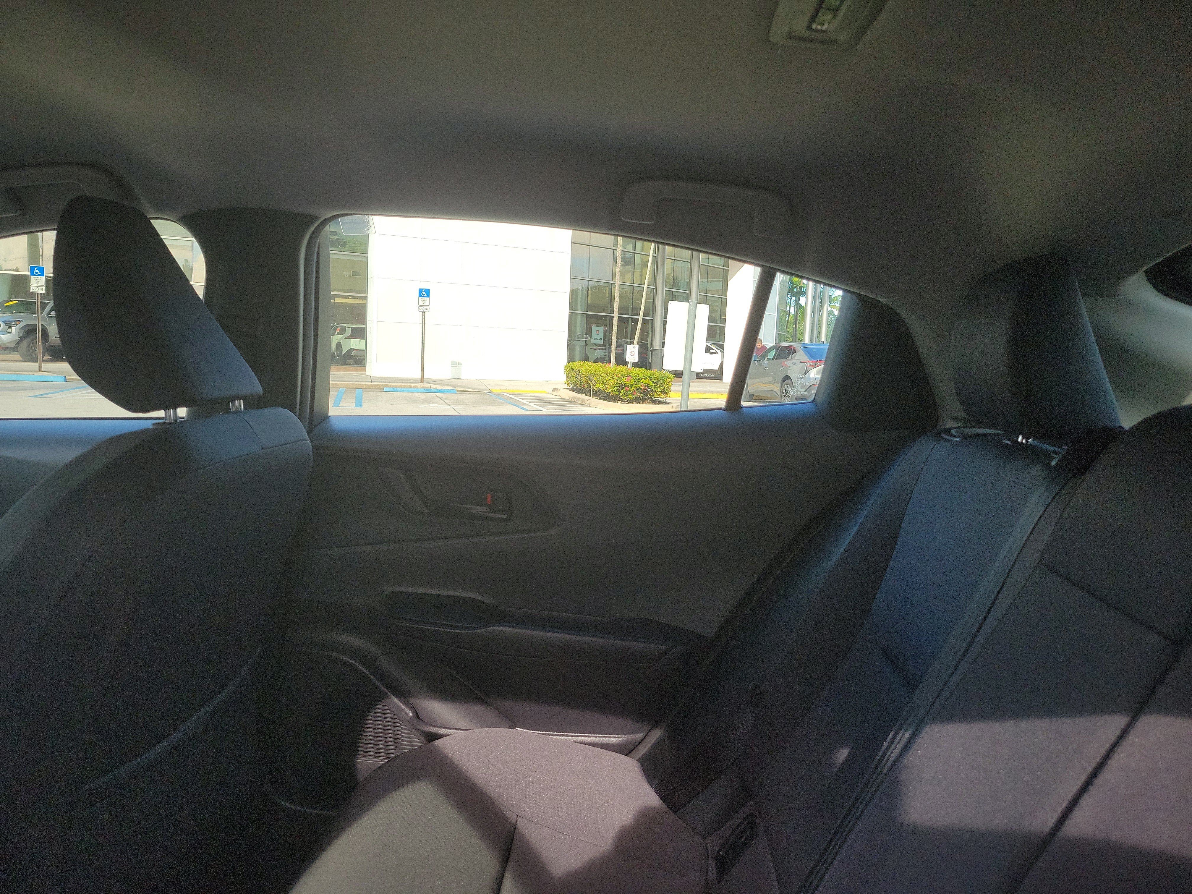 Used 2024 Toyota Prius LE FWD image 12