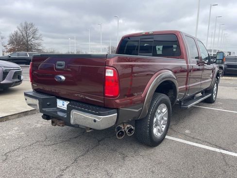 Used 2016 Ford F250 Lariat w/ Chrome Package image 3