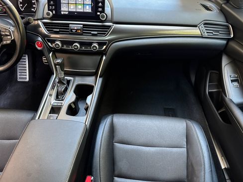 Used 2019 Honda Accord Sport image 30