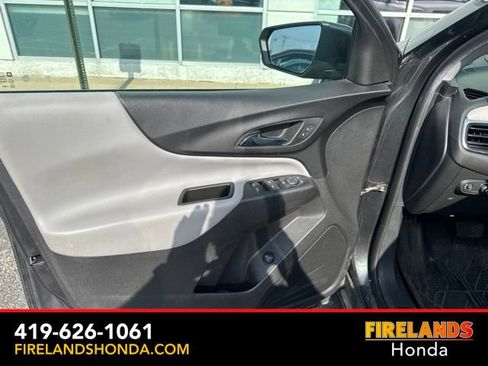 Used 2020 Chevrolet Equinox LT FWD image 16
