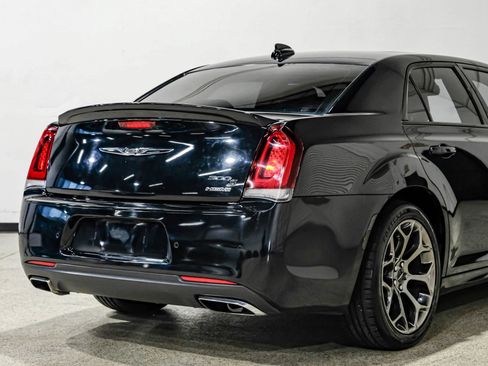 Used 2015 Chrysler 300 S w/ 300S Premium Group RWD image 16