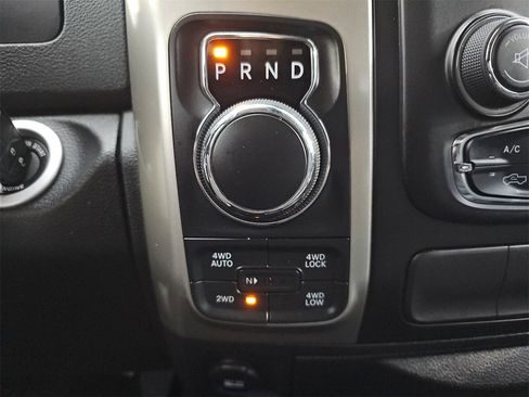 Used 2019 RAM 1500 Big Horn image 27