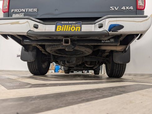 Used 2017 Nissan Frontier SV image 21