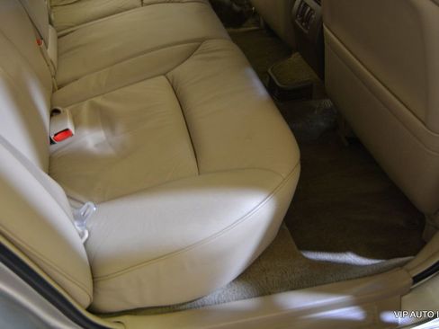 Used 2002 Acura RL image 28