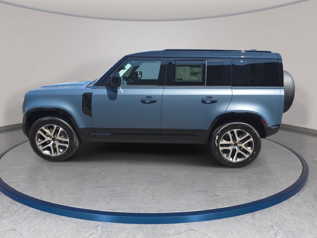 New 2026 Land Rover Defender 110 X-Dynamic SE AWD/4WD image 8