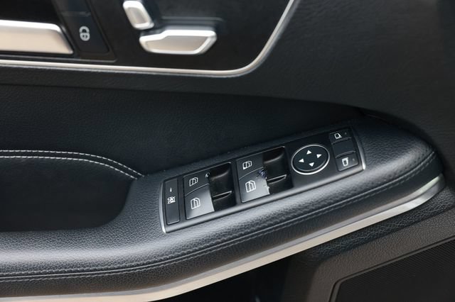 Used 2014 Mercedes-Benz E 350 4MATIC Wagon image 48
