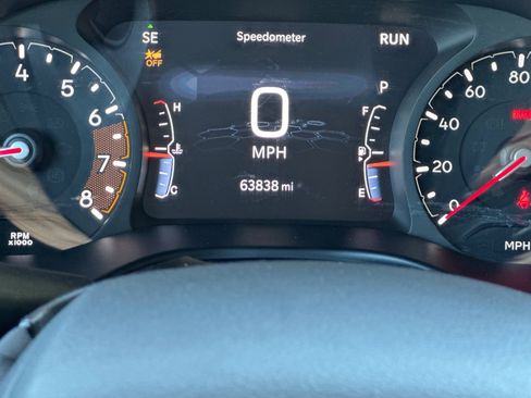 Used 2025 Jeep Compass Latitude AWD/4WD image 24