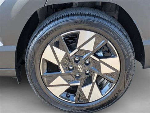 Used 2024 Hyundai Kona SEL FWD image 22
