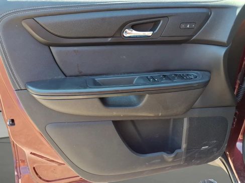 Used 2017 Chevrolet Traverse LT AWD/4WD image 15