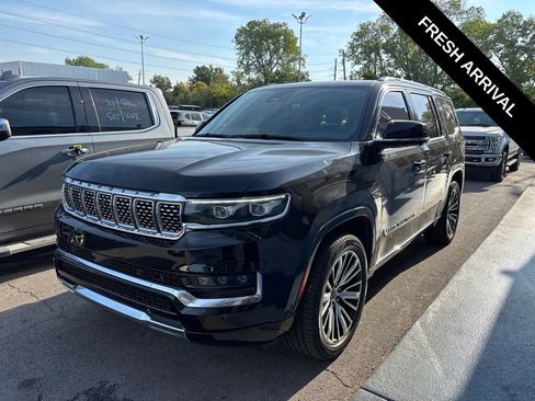 Used 2022 Jeep Grand Wagoneer Series III AWD/4WD image 4