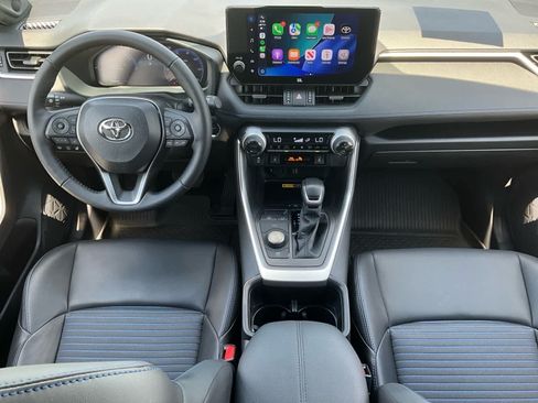 Used 2025 Toyota RAV4 XSE w/ Advanced Technology Package AWD/4WD image 12