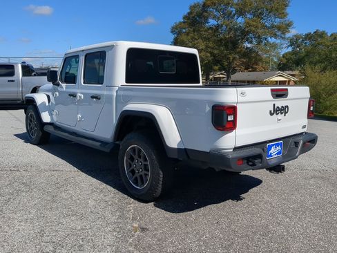 Certified 2021 Jeep Gladiator Overland w/ Popular Equipment Package image 5