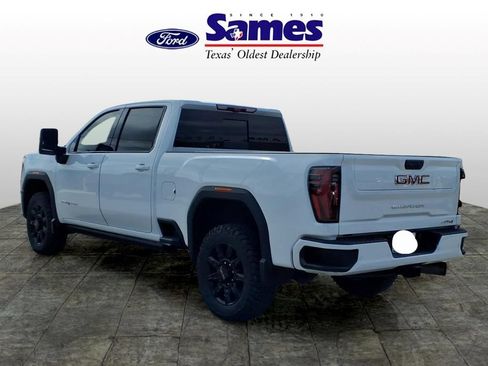 Used 2024 GMC Sierra 2500 AT4 w/ AT4 Premium Plus Package AWD/4WD image 5