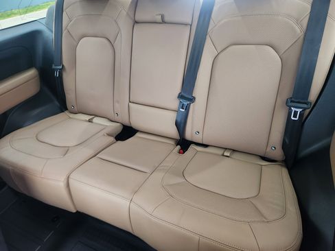 Certified 2025 Land Rover Defender 90 S image 34