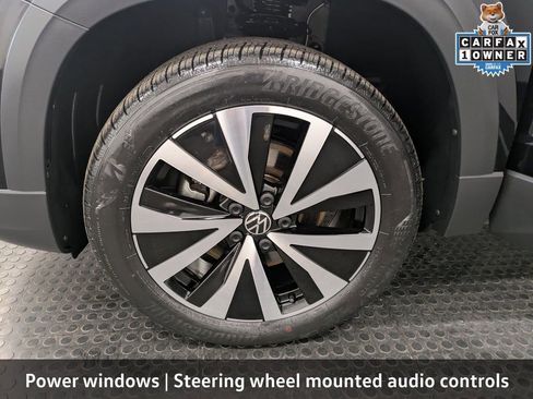Used 2022 Volkswagen Taos SE FWD image 9