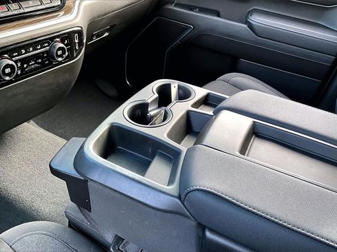 Used 2023 Chevrolet Silverado 1500 LT image 18