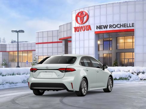 New 2026 Toyota Corolla XLE image 9