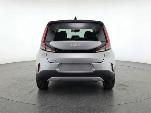 Used 2025 Kia Soul LX w/ LX Technology Package image 7