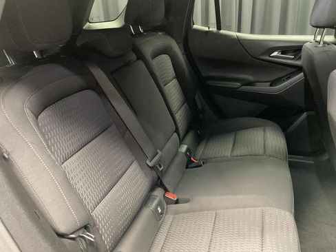 Used 2025 Chevrolet Equinox LT FWD image 13