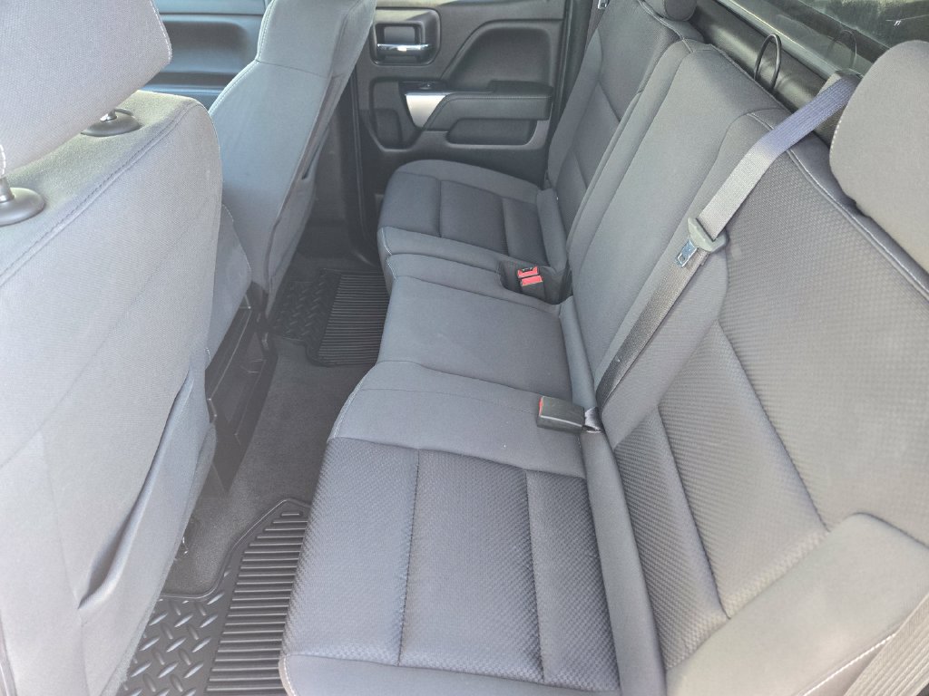 Used 2018 Chevrolet Silverado 1500 LT AWD/4WD image 10
