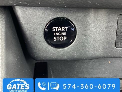 Used 2024 Nissan Rogue SV AWD/4WD image 20