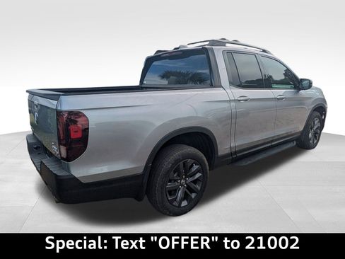 Used 2023 Honda Ridgeline Sport image 3