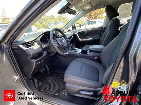 Used 2022 Toyota RAV4 LE AWD/4WD image 30