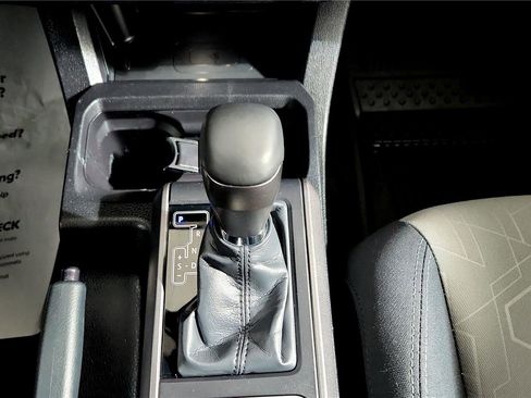 Certified 2023 Toyota Tacoma TRD Off-Road image 28