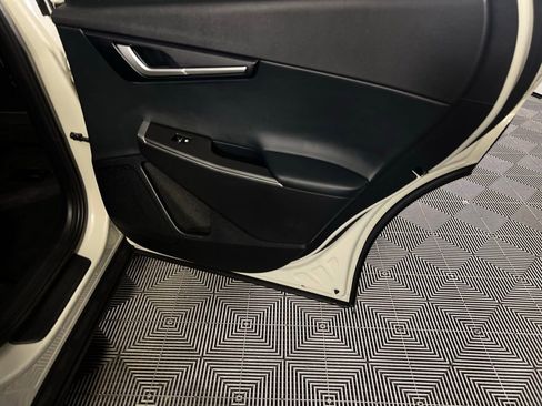 Used 2024 Kia EV6 Light image 31