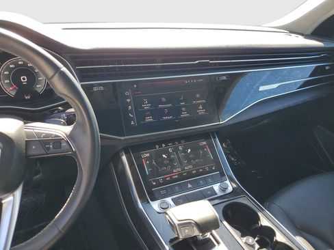 Used 2023 Audi Q8 Premium Plus w/ Premium Plus Package image 29
