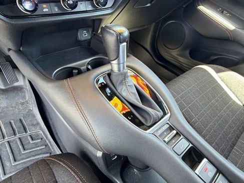 Used 2024 Honda HR-V Sport image 25