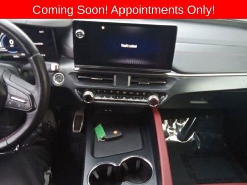 Used 2024 Acura ZDX A-Spec image 4