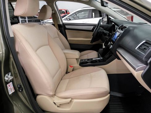 Used 2019 Subaru Outback 2.5i Premium AWD/4WD image 30