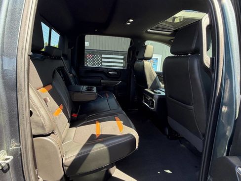 Used 2020 GMC Sierra 3500 AT4 w/ AT4 Premium Package image 30