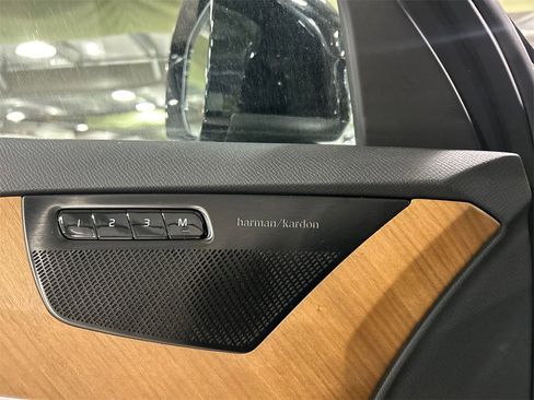 Certified 2024 Volvo XC90 B6 Plus w/ Protection Package Premier image 22